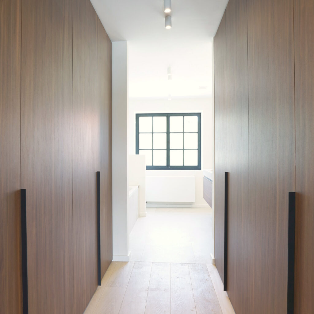 Dressing met nieuw raam, Knokke